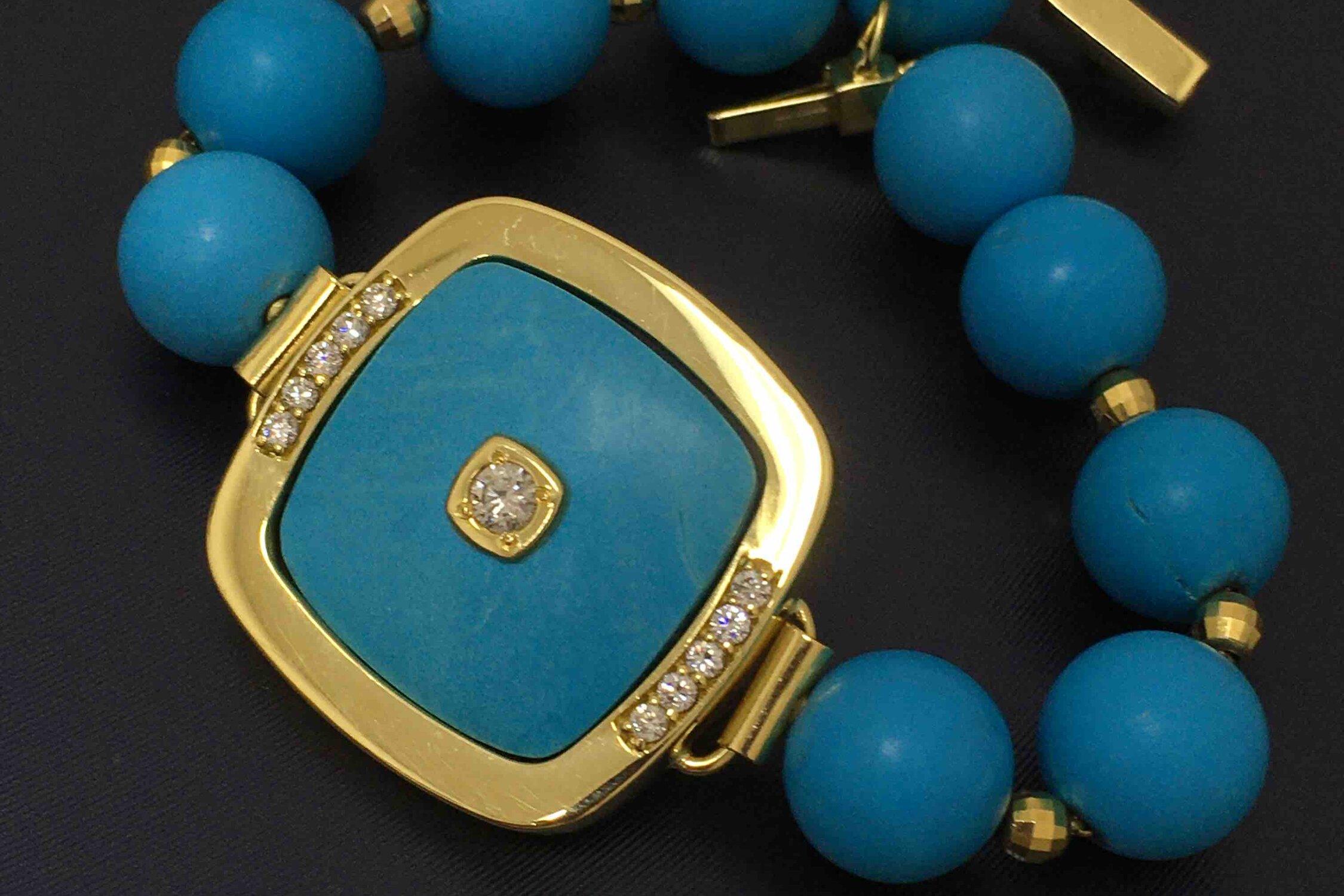 Мастерская ювелирных изделий и гравировки на метро Беляево в ТЦ Ареал ...