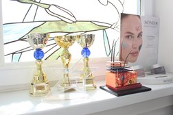 Студия красоты Lighthouse, с рейтингом 4.7 - находится по адресу Оренбург, Донковцева, 5/1 