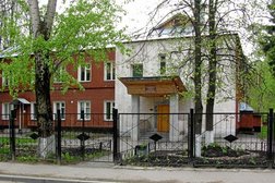 Октябрьская поликлиника, с рейтингом 2 - находится по адресу Московская область, Красногорск, Октябрьская улица, 17 
