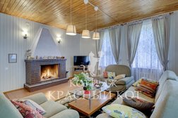 Коттедж Красный Кот, с рейтингом 4.3 - находится по адресу Таватуй, Свердловская область, Россия 