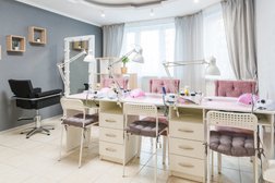 Студия маникюра и наращивания ресниц Nails&Look, с рейтингом 4.8 - находится по адресу Московская область, Красногорск, Павшинский бульвар, 5 