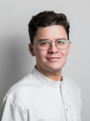 Невролог Данияр Мансурович Мансуров