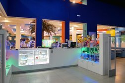 Парк развлечений "ФанкиТаун", с рейтингом 3.3 - находится по адресу Оренбург, Шарлыкское шоссе, 1/2 