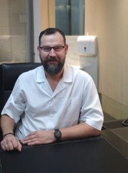 Офтальмохирург Андрей Владимирович Коваленко