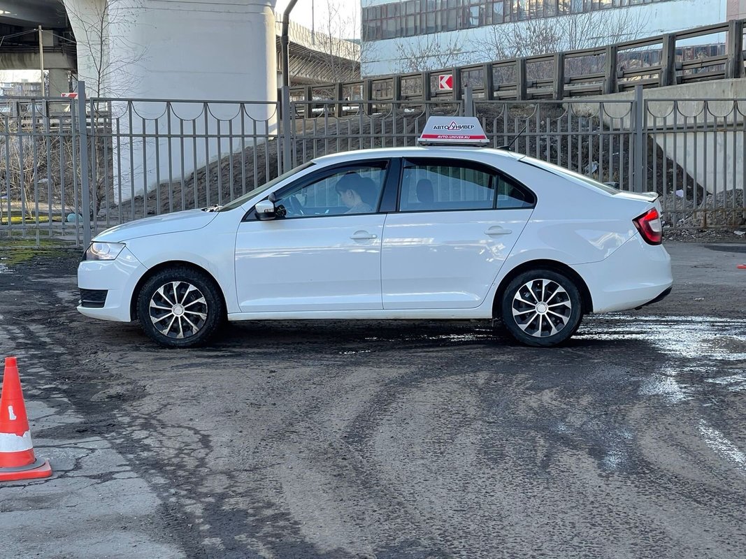 фотография Автошколы АвтоУнивер на Чертановской улице