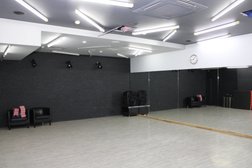 Студия танцев Shake it, с рейтингом 3.9 - находится по адресу Новосибирск, Карла Маркса проспект, 53а 