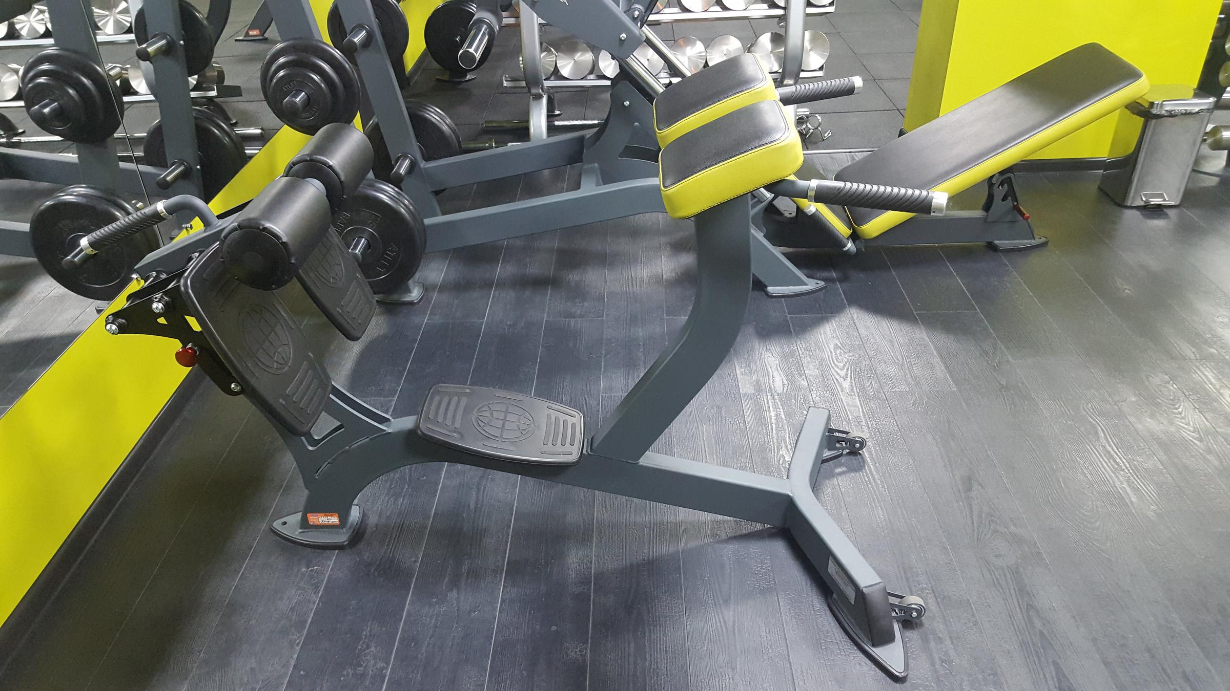 Брутал лавка санкт петербург. Бородатые рокеры. Брутальный барбершоп. Брутальный самец. Брутал джим логотип.