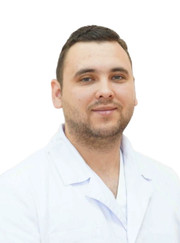 Ортопед, травматолог Ленар Витальевич Дзюменко