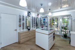 Салон Новая оптика, с рейтингом 4.7 - находится по адресу Краснодарский край, Усть-Лабинск, Октябрьская улица, 115 