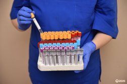 Медицинский центр ДомМед, с рейтингом 4 - находится по адресу Московская область, пгт ВНИИССОК, Берёзовая улица, 3 