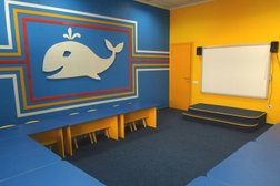 Детский образовательный центр FasTracKids, с рейтингом 4.3 - находится по адресу Алматы, Абиша Кекилбайулы, 270 блок 4 