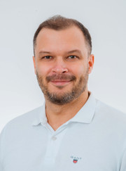 Имплантолог, стоматолог Алексей Александрович Ананьев