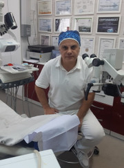 Имплантолог, главный врач Артур Ашотович Геворкян