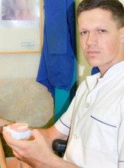 Зубной техник Ринат Хаиртдинов