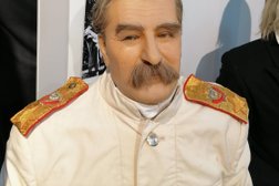 Музей восковых фигур и голографии, с рейтингом 3.8 - находится по адресу Новосибирск, Красный проспект, 69 