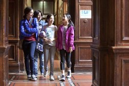 Языковая школа Intellect, с рейтингом 4.5 - находится по адресу Алматы, Абая проспект, 76 