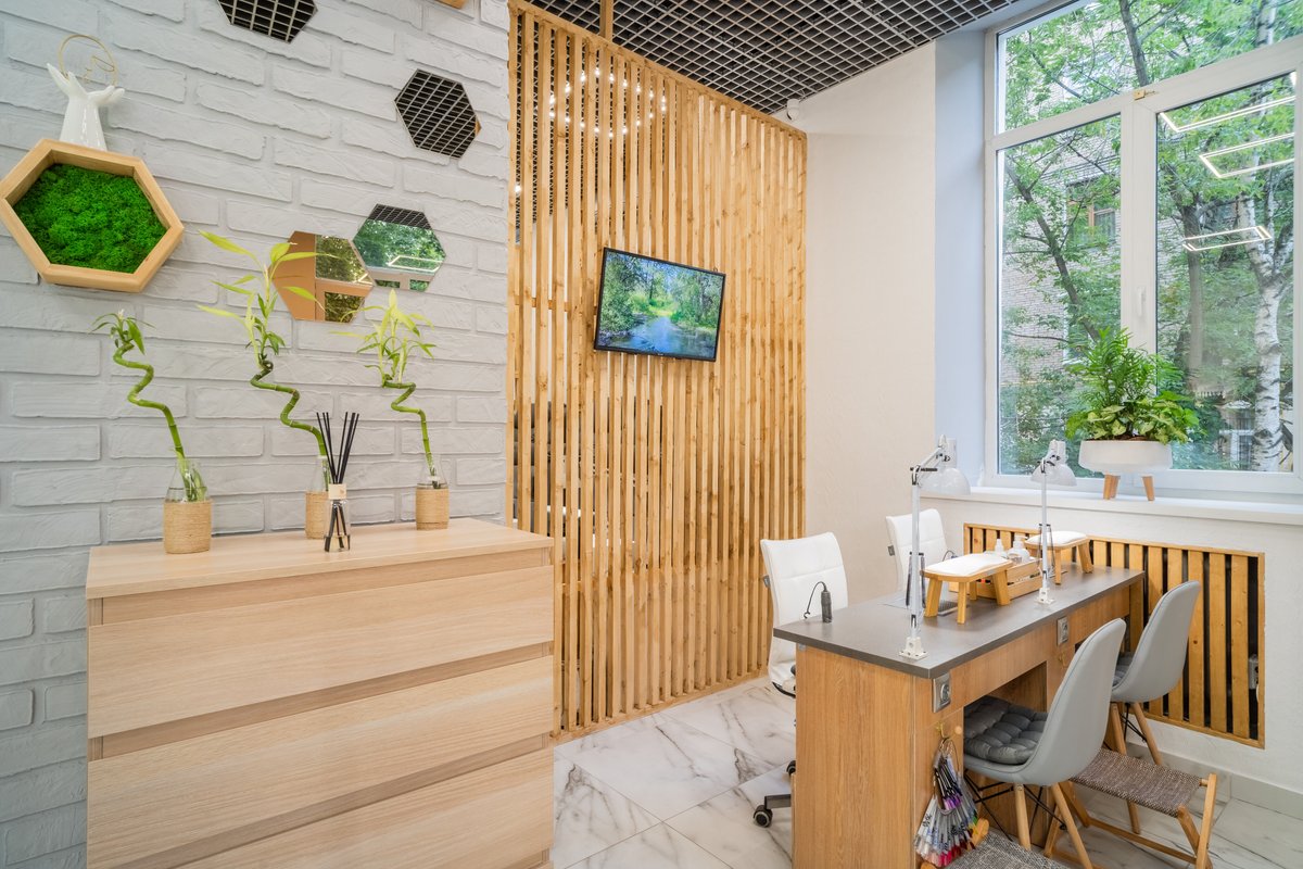 фотография Студии маникюра и педикюра Fresh Nail Bar на метро Молодёжная