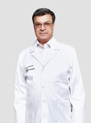 Хирург, пластический хирург Александр Васильевич Шумило