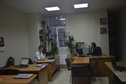 Агентство недвижимости 33 квадратных метра, с рейтингом 4.8 - находится по адресу Ставрополь, проспект Кулакова, 27а 