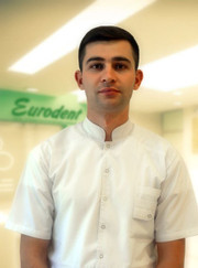 Стоматолог, имплантолог Хамит Исламович Ахматов