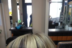 Салон красоты Sharm, с рейтингом 2.5 - находится по адресу Московская область, Химки, Совхозная улица, 16к2 