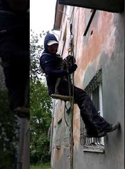 Автослесарь, дизайнер Николай Владимирович Скосырских