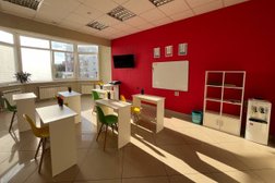 Маленький Оксфорд, с рейтингом 4.6 - находится по адресу Брянск, Флотская улица, 4 