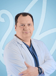 Врач спортивной медицины, главный врач Дэнуц Фёдорович Морога