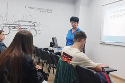 Автошкола Автоунивер, с рейтингом 4.8 - находится по адресу Москва, Солнцевский проспект, 26 