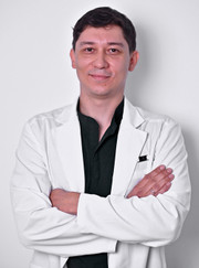 Имплантолог, стоматолог Марат Дамирович Фаттахов