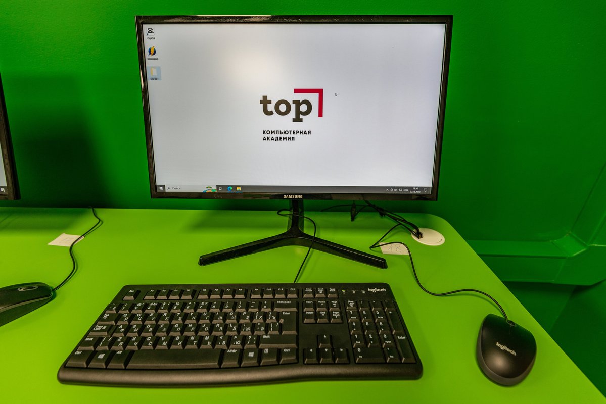фотография Компьютерной академии Top на метро Кировский завод