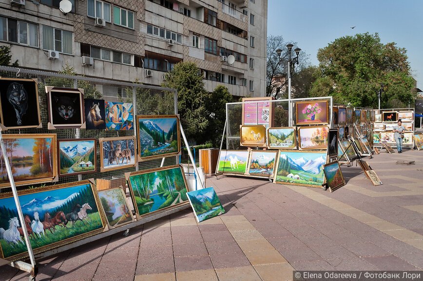 Арбат &mdash; пешеходная улица Жибек-жолы, Алматы