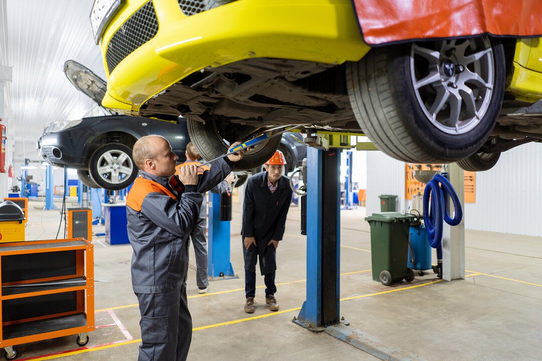 работа автосервис киров