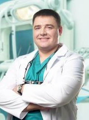 Главный врач, имплантолог Борис Кузнецов