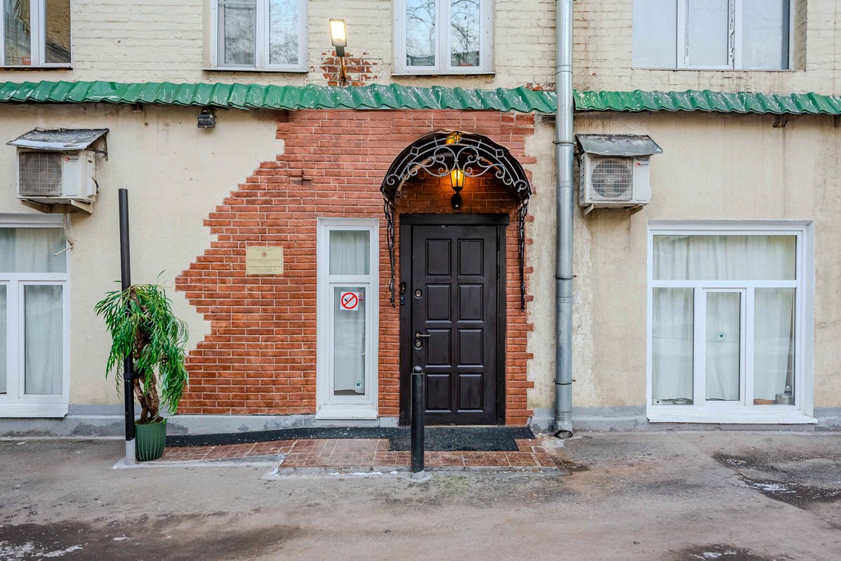 фотография Медицинского центра второго мнения под руководством профессора Евгения Кира "Клиника в ПотаповскомЪ" на метро Чистые пруды
