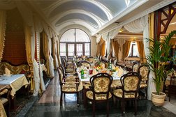Кафе Амир, с рейтингом 2.9 - находится по адресу Новосибирск, улица Кирова, 177 