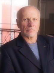 Главный врач, стоматолог-ортопед Вячеслав Алексеевич Купряхин