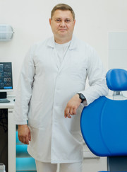 Челюстно-лицевой хирург, имплантолог Сергей Дмитриевич Богдан