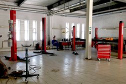 Умный автосервис Вилгуд, с рейтингом 4 - находится по адресу Санкт-Петербург, Новороссийская улица, 55 