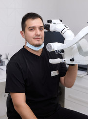 Стоматолог Александр Александрович Ивахненко