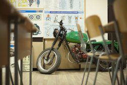 Автошкола Академика, с рейтингом 4.5 - находится по адресу Санкт-Петербург, улица Белы Куна, 3 