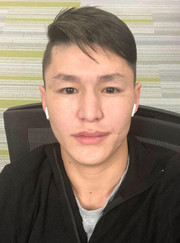 Преподаватель английского языка Азамат Токтаналы