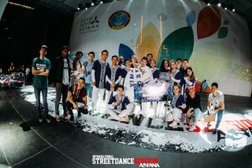 Школа танцев БиHappy, с рейтингом 4 - находится по адресу Алматы, Самал 2-й микрорайон, 22 