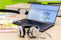 Клуб английского языка EnglishCom для детей и взрослых, с рейтингом 4.8 - находится по адресу Москва, улица Поляны, 5 