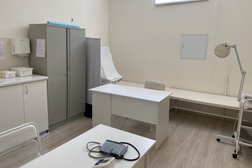 Клиника Кузнецовой, с рейтингом 4.8 - находится по адресу Екатеринбург, Первомайская, 114 