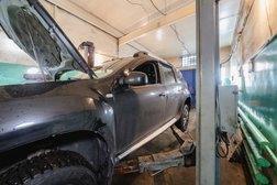 Автосервис Вебер-авто, с рейтингом 3.9 - находится по адресу Санкт-Петербург, Нейшлотский переулок, 5к3 