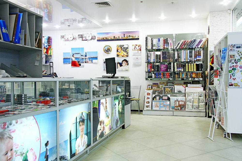 Сайт фото магазин. Фотомагазин. Магазин фото. Оборудование фитомагазина. Фотомагазин re_Mark.