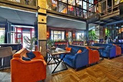 Гастробар MALINA BAR, с рейтингом 4.9 - находится по адресу Краснодарский край, пгт Сириус, Старошкольная улица, 27 