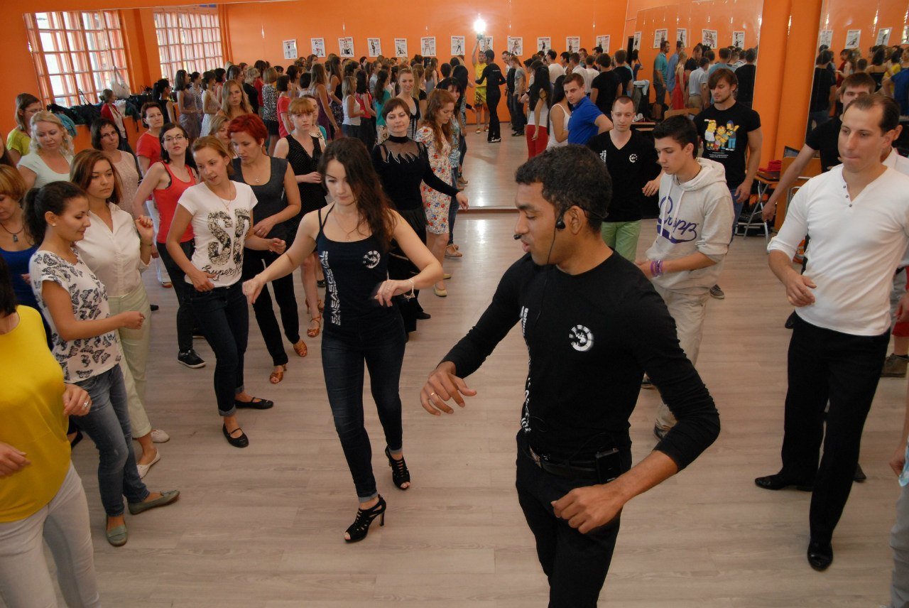 Школа танцев СПБ для начинающих взрослых