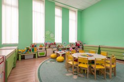 Английский частный детский сад Горница-Узорница, с рейтингом 4.8 - находится по адресу Москва, шоссе Энтузиастов, 86а к1 